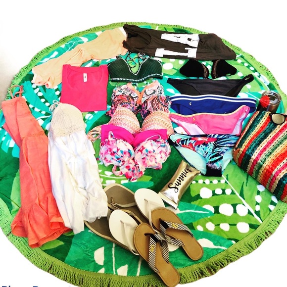 Sale 🧨 
Vibrant Tropical Print Bikini Bottoms. - Picture 4 of 4